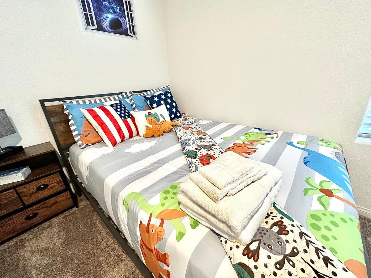 Spacious House, 5 Bedrooms, Sleeps 12, Near Las Vegas Strip And Airport Екстериор снимка